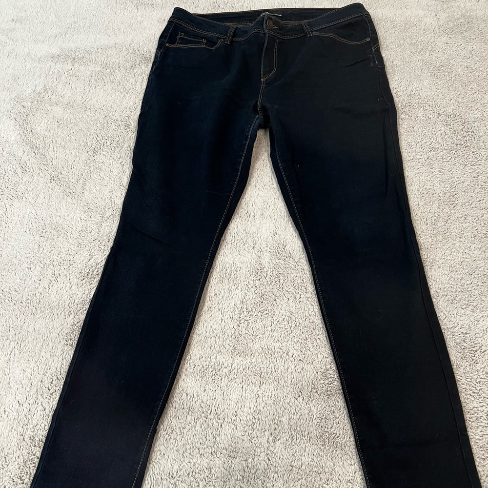 Miss Poured in Blue women’s size 14 stretch skinny jeans - dark blue